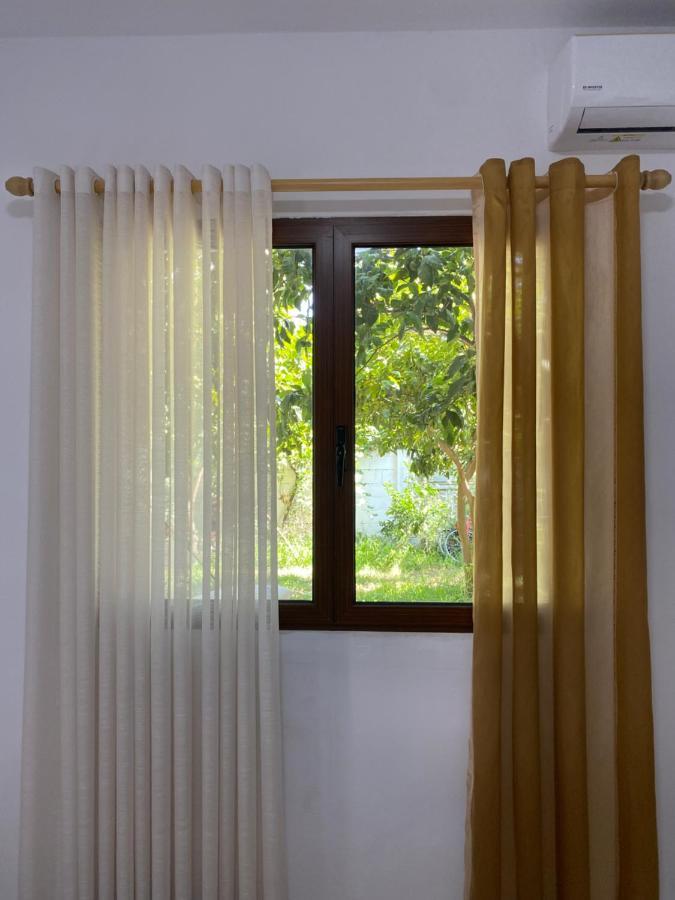 Xho'S Forest Guest House 베라트 외부 사진