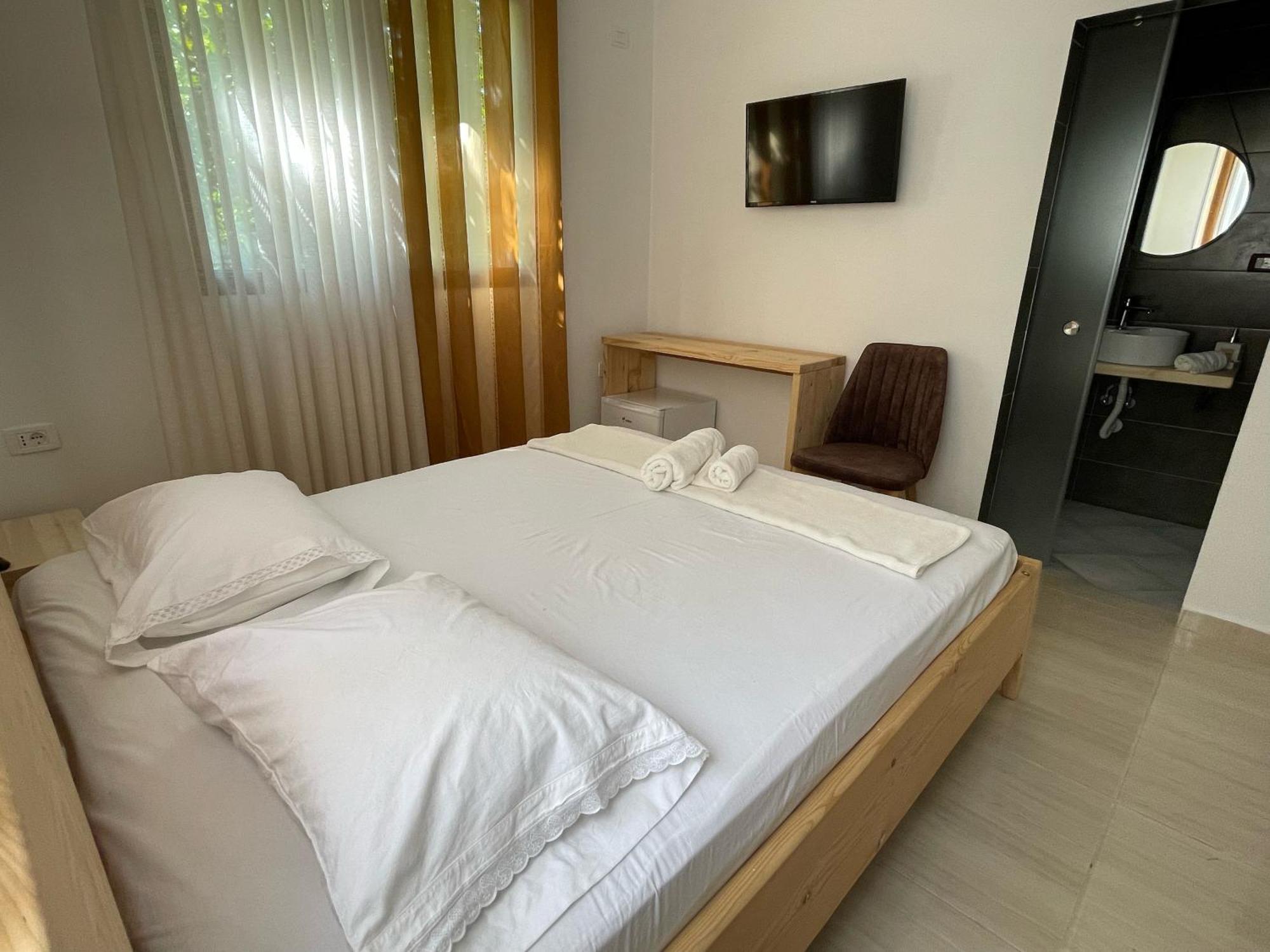 Xho'S Forest Guest House 베라트 객실 사진